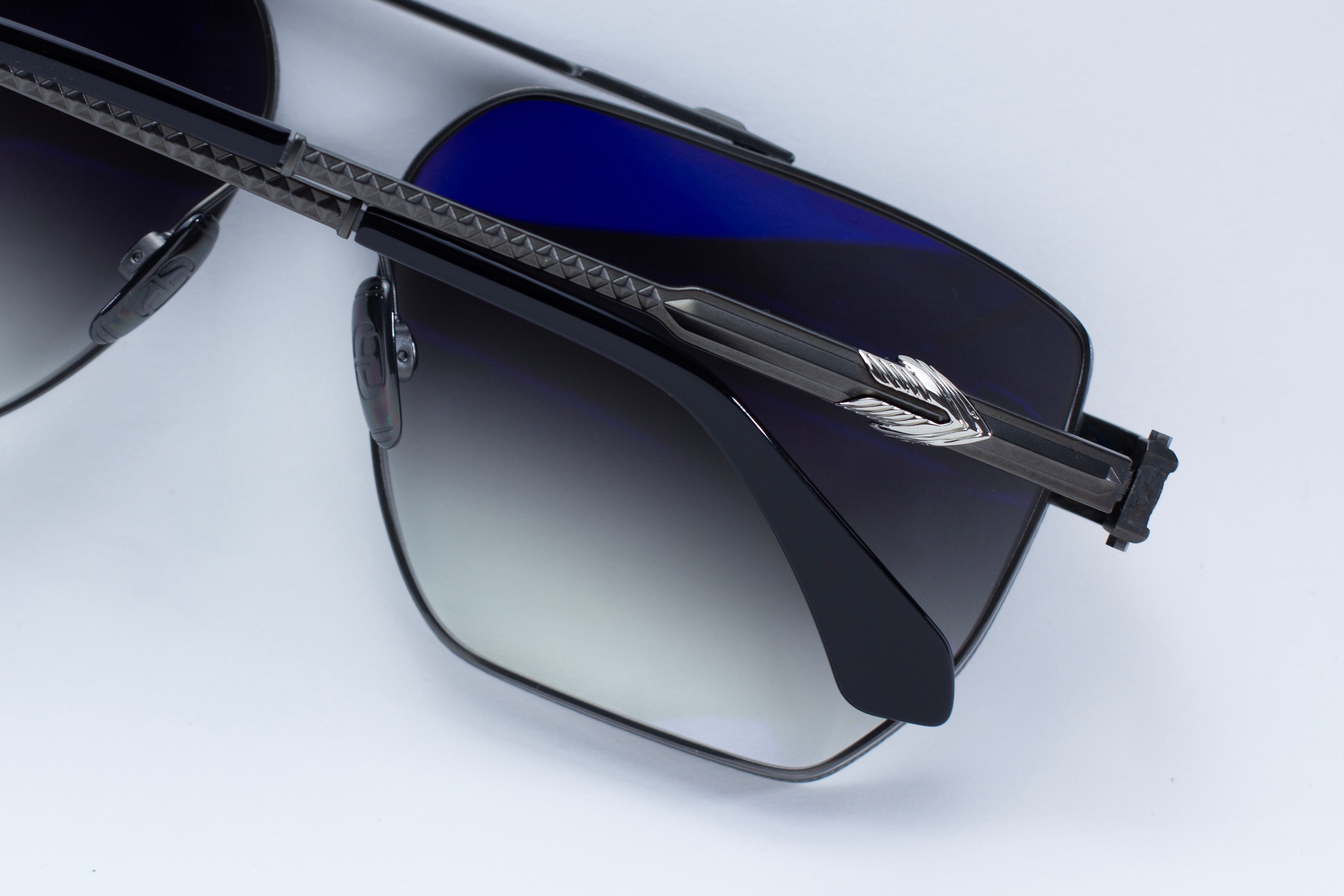 ARCHANGEL - BLACK GRADIENT