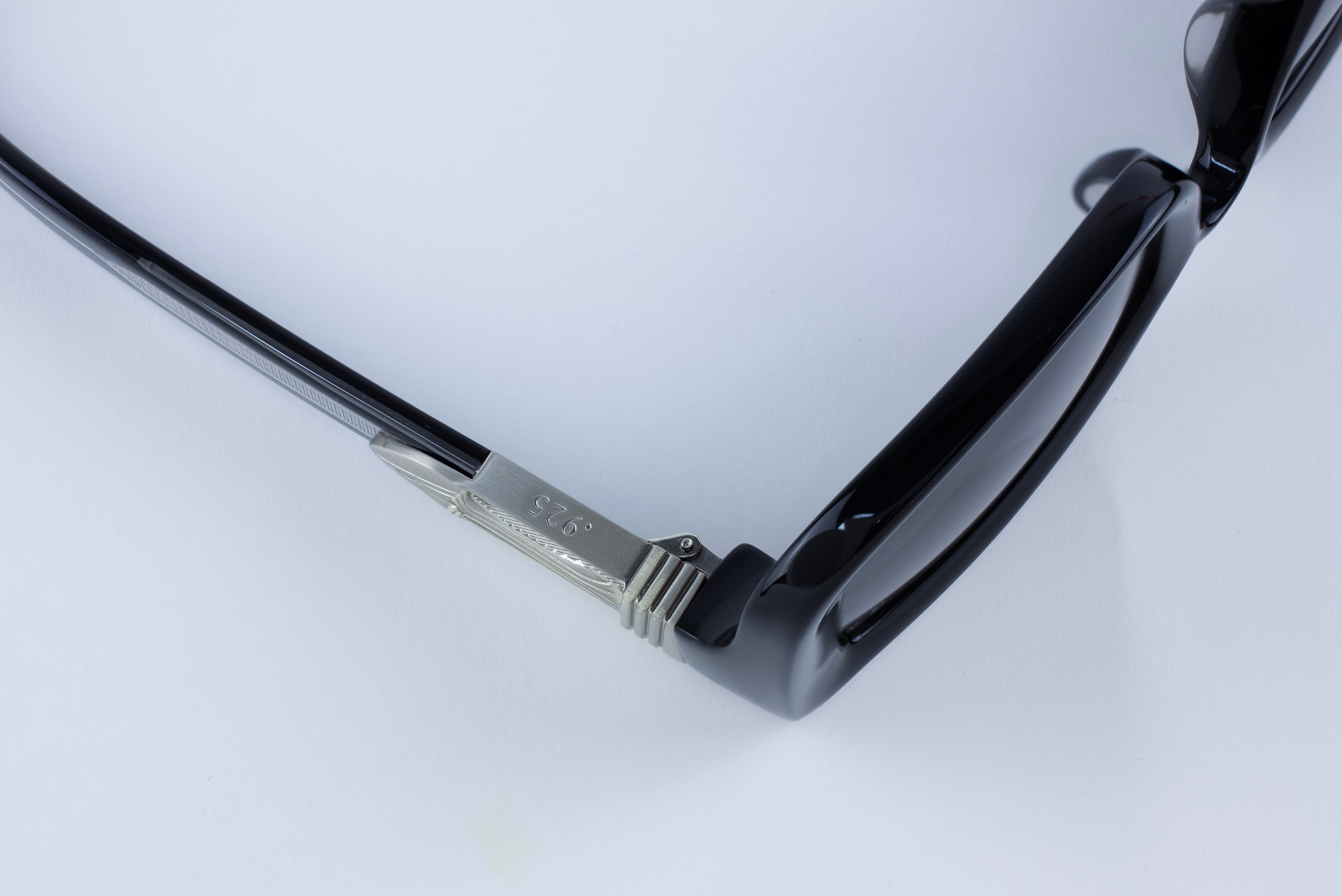 ARMSTRONG - PALLADIUM