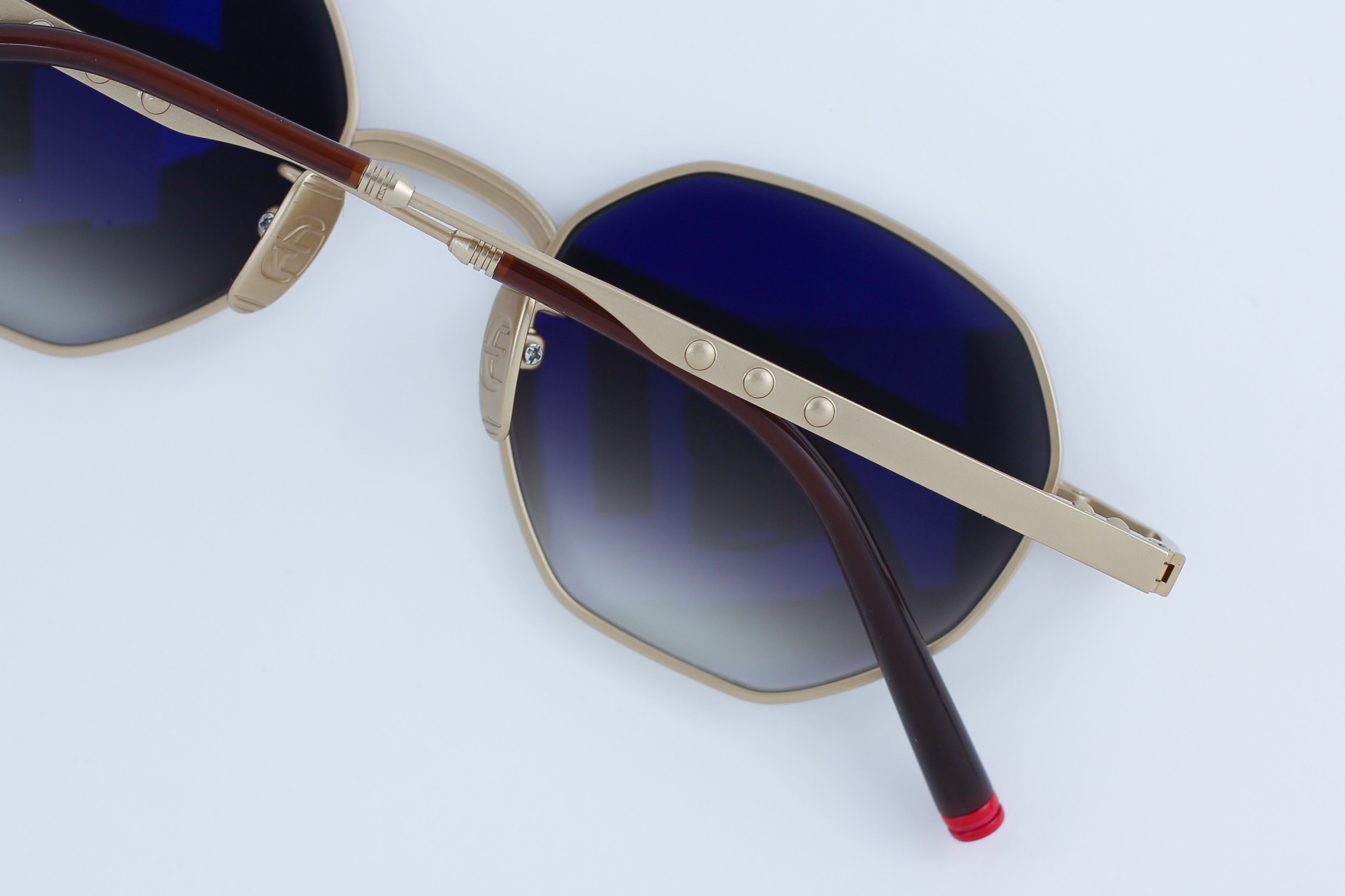 CAUDRON - MATTE GOLD