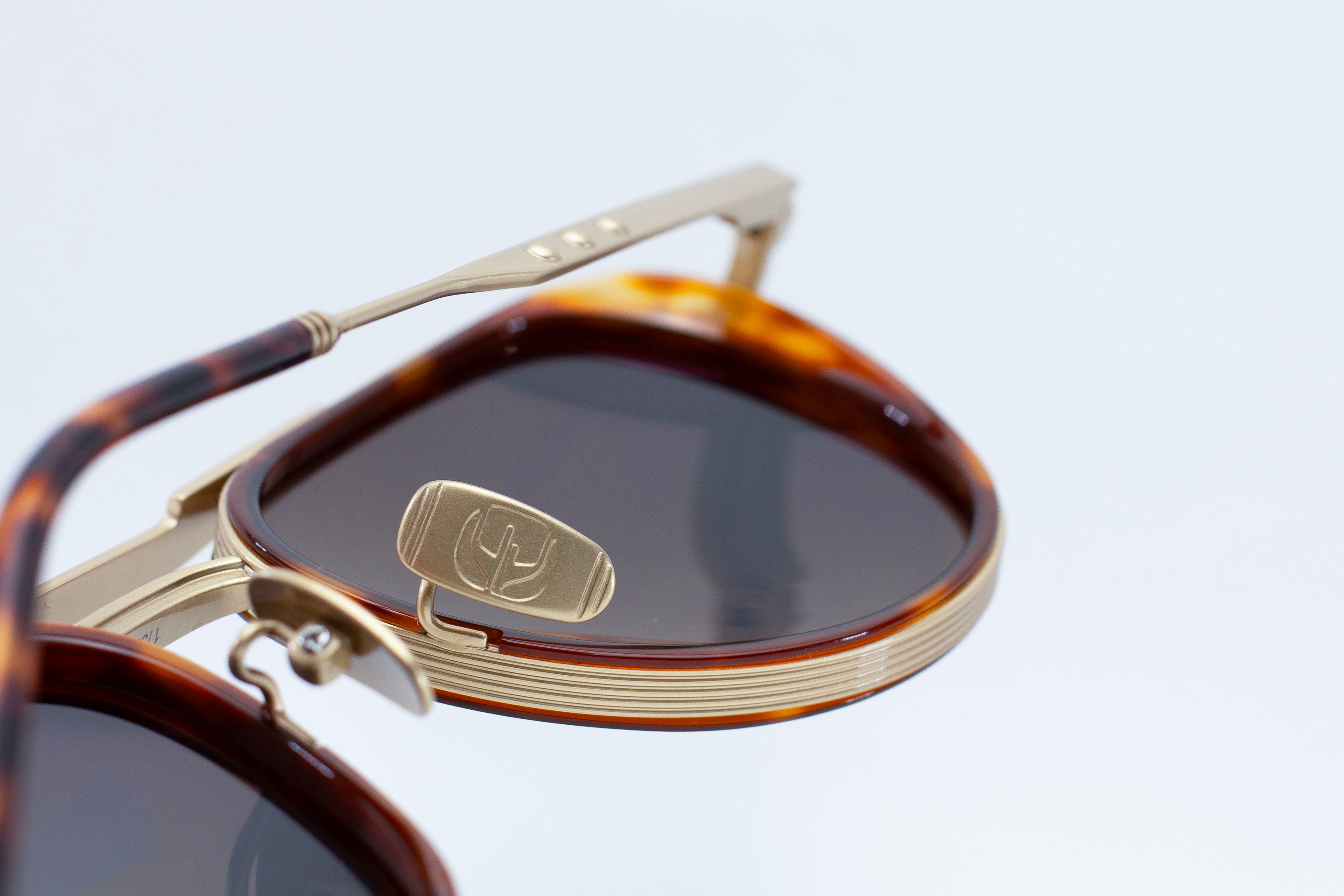 HAWKER HURRICANE - MATTE GOLD