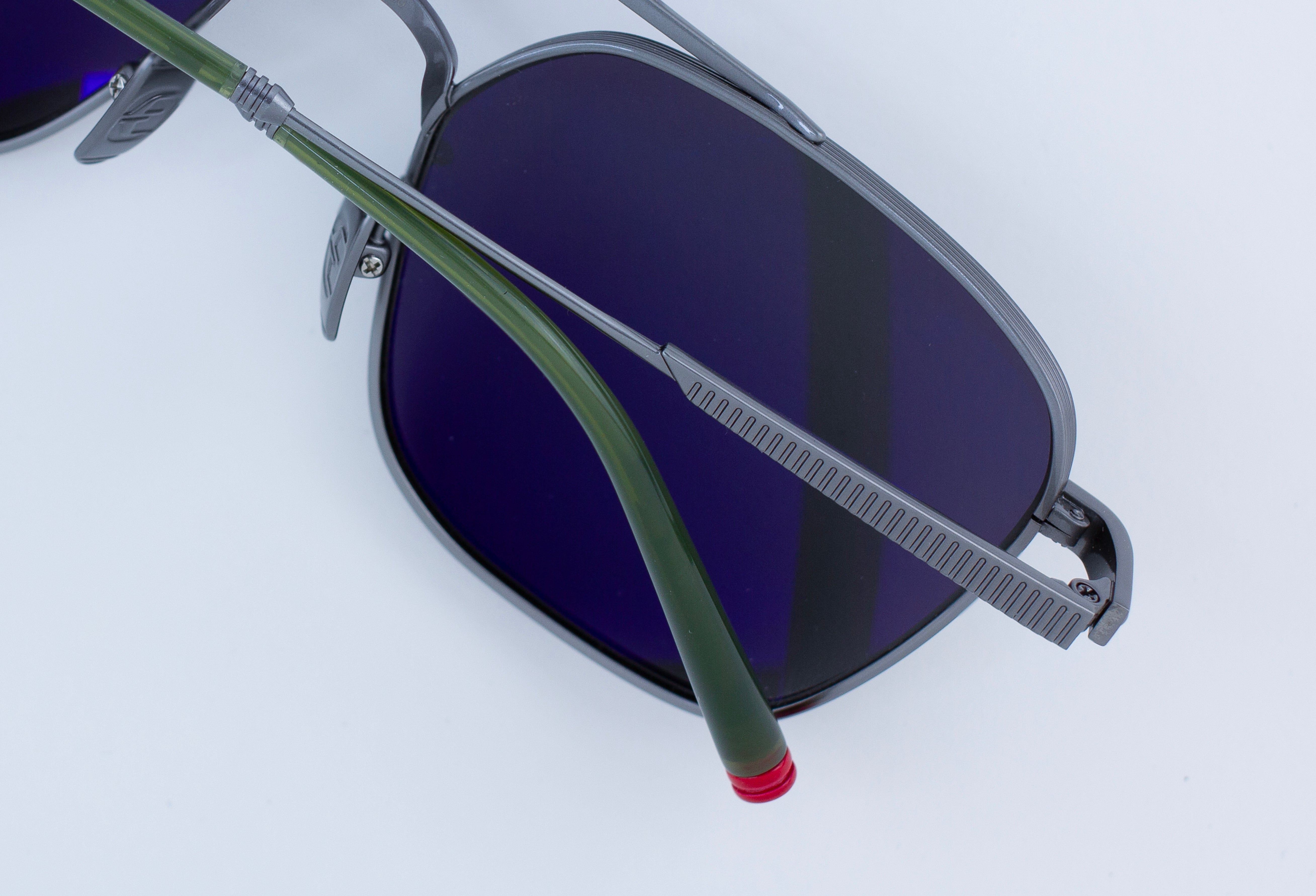 BEAVER - MATTE SILVER