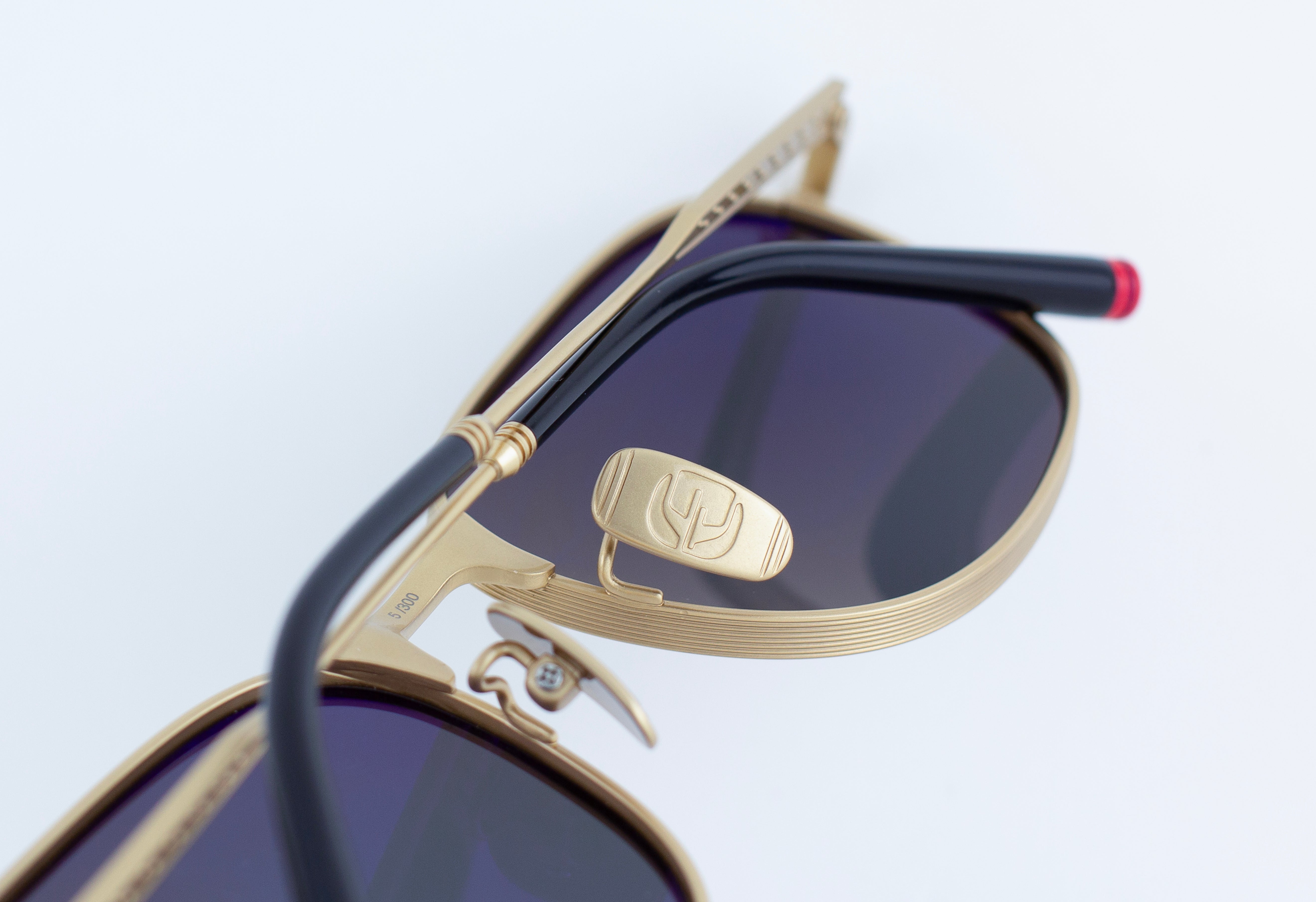 SAUNDERS-ROE - MATTE GOLD